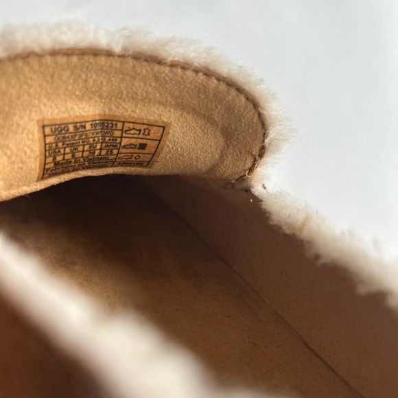 UGG Penny Tan Suede Sheepskin Leather Fur Trim Rubber Outsole Loafers size 8 - Picture 13 of 16
